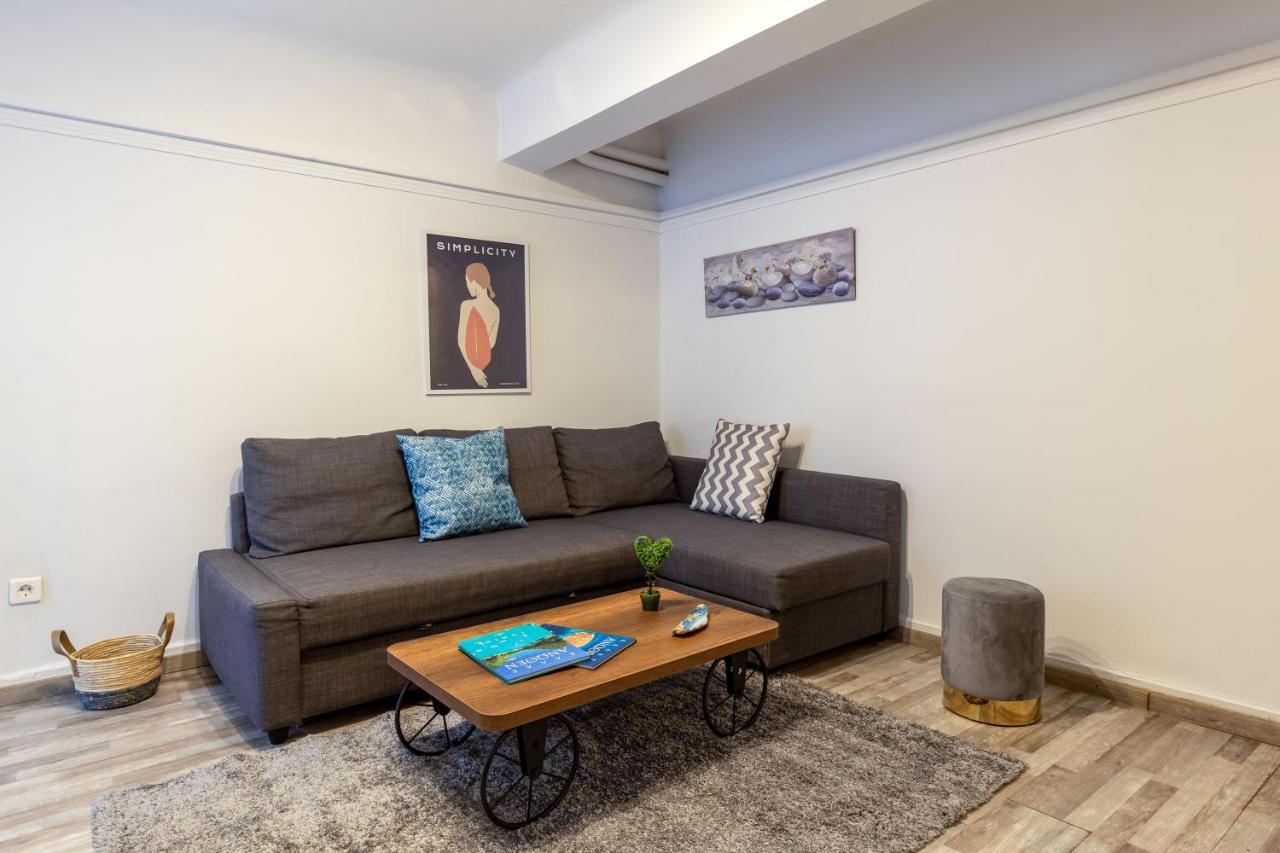 Central Apartment In The Heart Of Historic Center Athens Luaran gambar